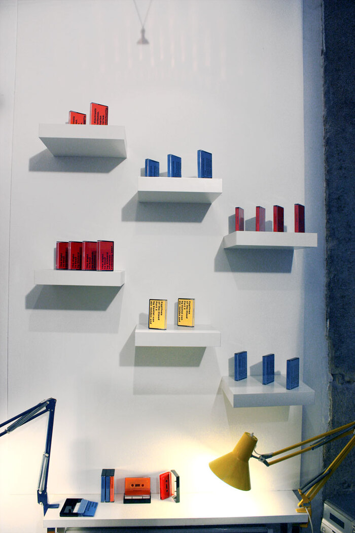 Cassettes with audio recordings of articles taken from the web and read by speech synthesis.