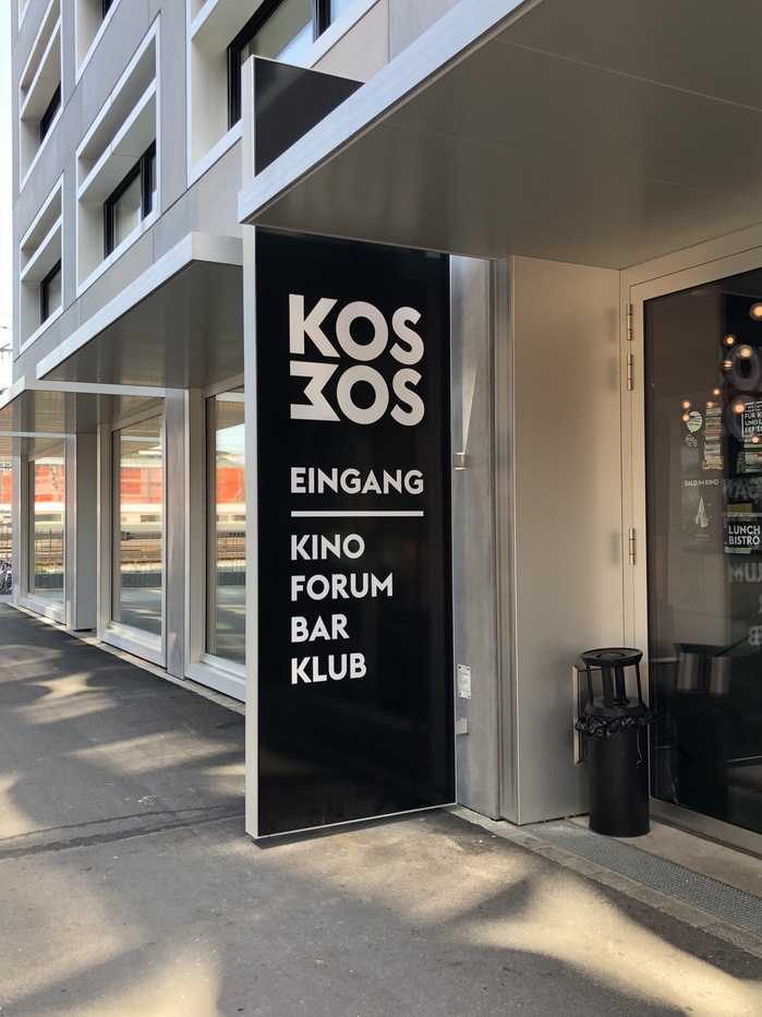 Kosmos – Bühne, Buchsalon, Kino, Bistro, Bar 10