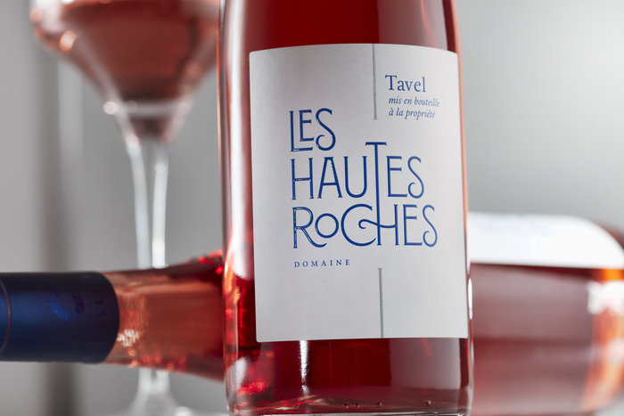 Les Hautes Roches wine label 2