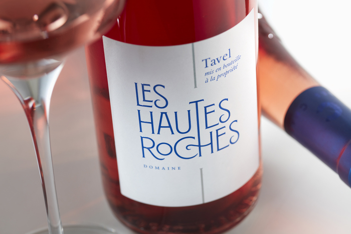 Les Hautes Roches wine label 3
