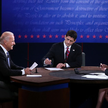 2012 US Presidential Debates backdrop