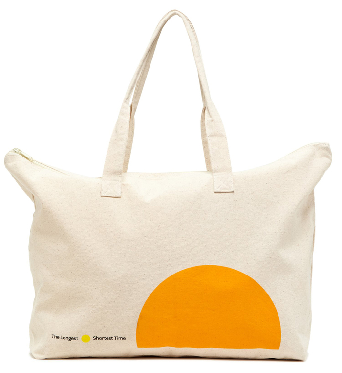 Merchandise: Canvas tote with the logo in Omnes.