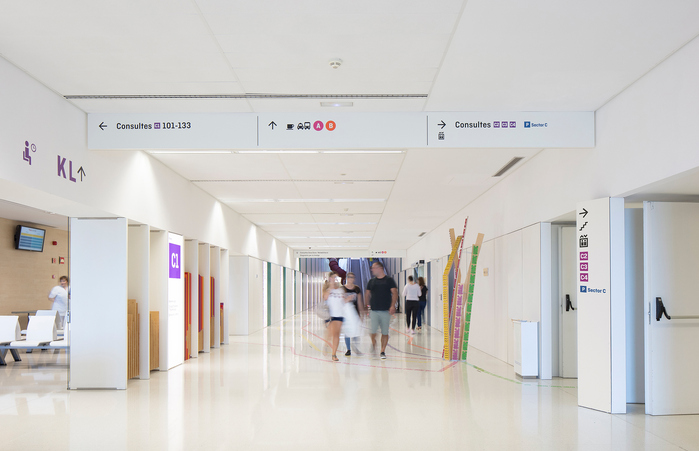 Hospital Sant Joan de Déu wayfinding 9