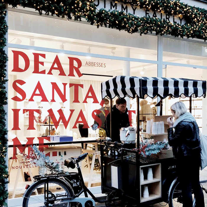 Jimmy Fairly, Christmas window display 3