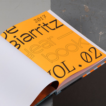 <cite>De Biarritz Yearbook Vol. 02</cite>