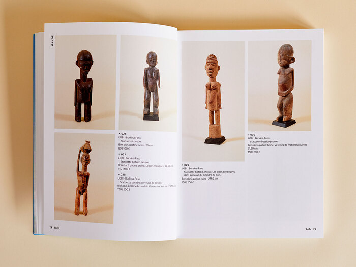 The book was designed with a structured but flexible grid allowing a lot of different picture layouts.