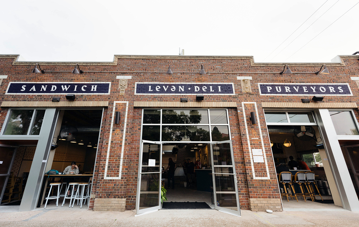Leven Deli 5