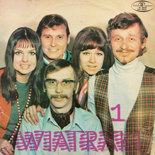 Wiatraki – <cite>1 </cite>album art