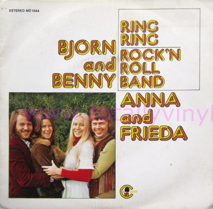 Spanish version by Carnaby. The typeface is  with a two-color fill.