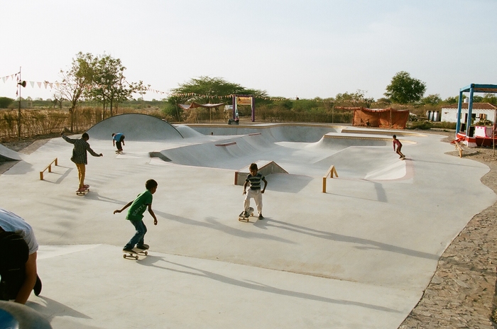 Hum Bhai &amp; a single Golab Tear (India Skate Tour 2019) 5