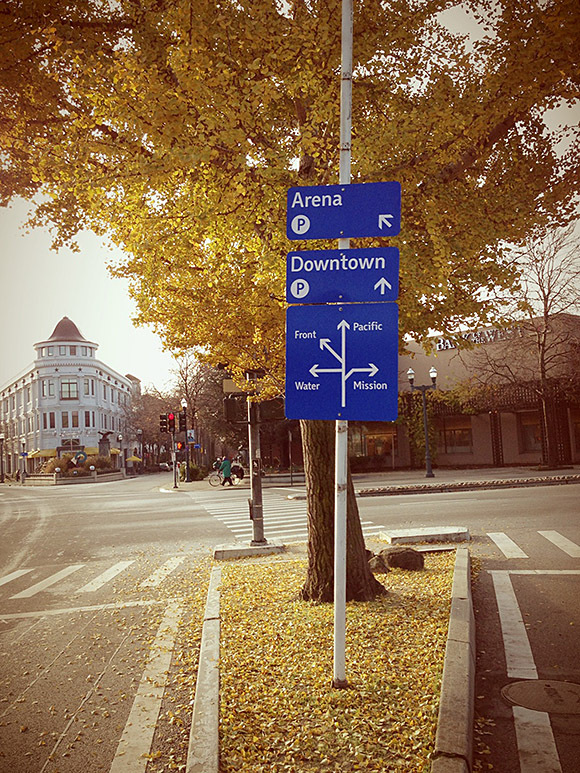 The City of Santa Cruz wayfinding signs 1