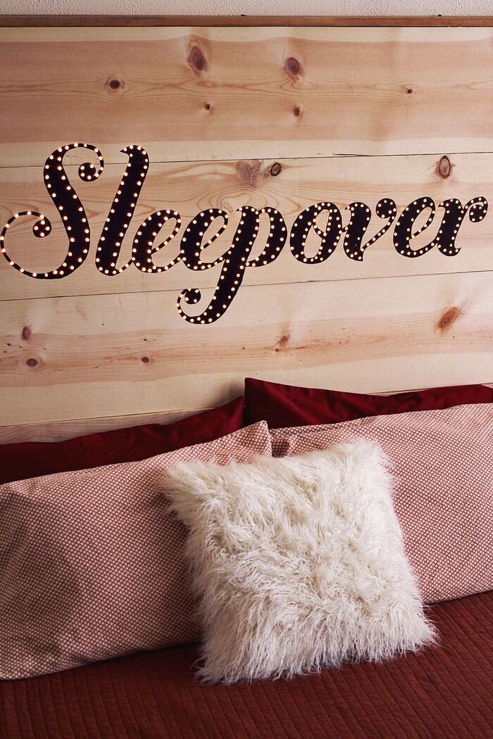 DIY light up headboard 9