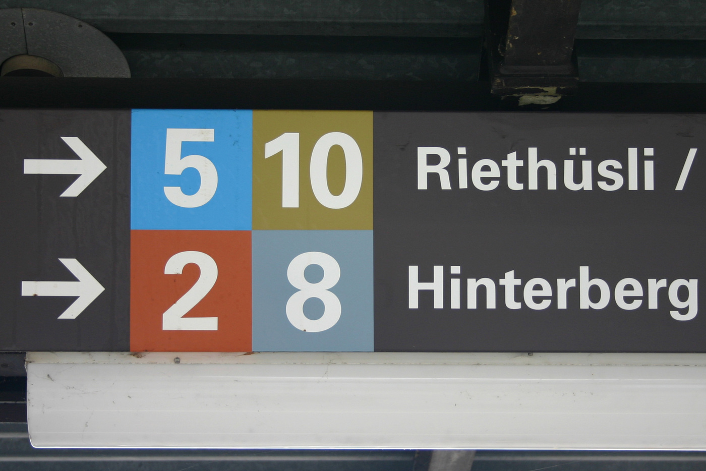 St. Gallen tram signs - Fonts In Use