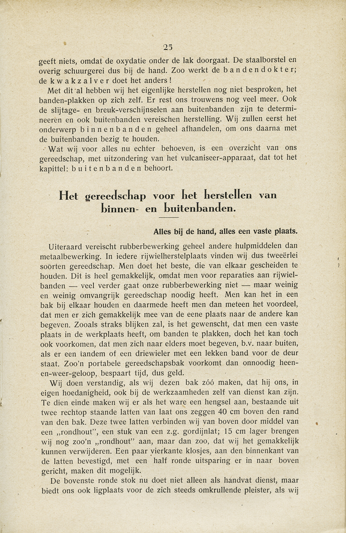 Page from Het Bandenboekje. Note that the printer uses a few habits that later went out of fashion: subheadings are right-aligned within the text block; the printers used spacing for emphasis instead of italics; they used double quotes where nowadays single quotes are the custom. In addition, the opening quotes are placed on the baseline, a habit that has disappeared in the Netherlands altogether, with exception of a few newspapers and institutes that still favor this style.