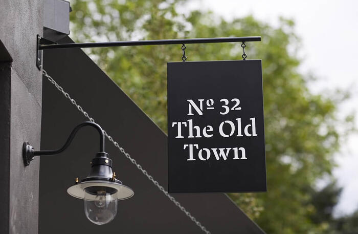 No. 32 The Old Town 5