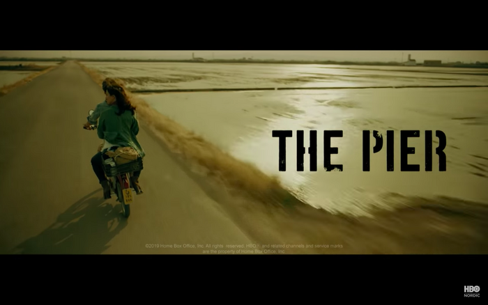 Still from the English trailer.
