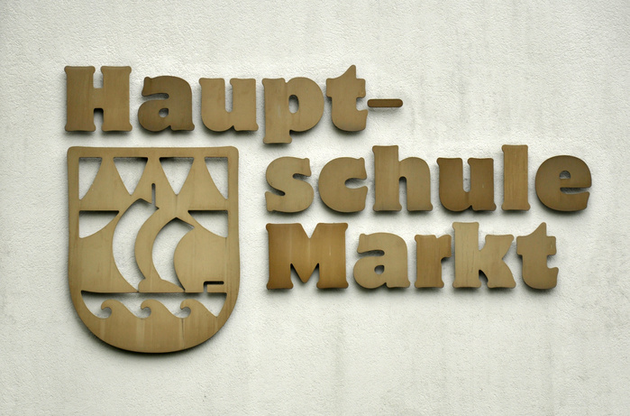 Hauptschule Markt, Hard 2