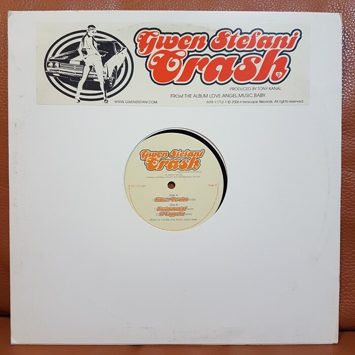 Gwen Stefani – “Crash” single cover 2